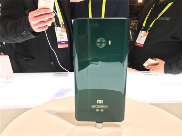 Xiaomi Mi Note 2 представили в новых цветовых гаммах