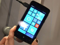Polaroid представил пять смартфонов на базе Android и Windows Phone