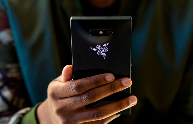 Razer Phone 2 получил отличную оценку за прочность