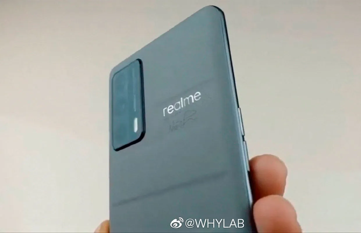 Опубликованы первые живые фото смартфона Realme X9 Pro