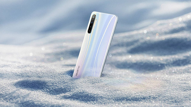 Опубликовано фото непредставленного смартфона Realme XT с 64-Мп камерой