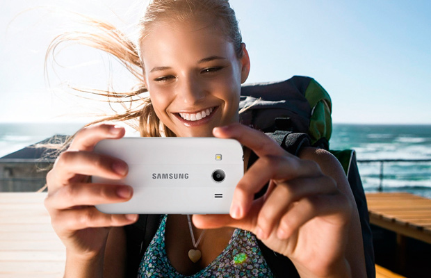 Samsung представила смартфон Galaxy Ace Style LTE с AMOLED дисплеем