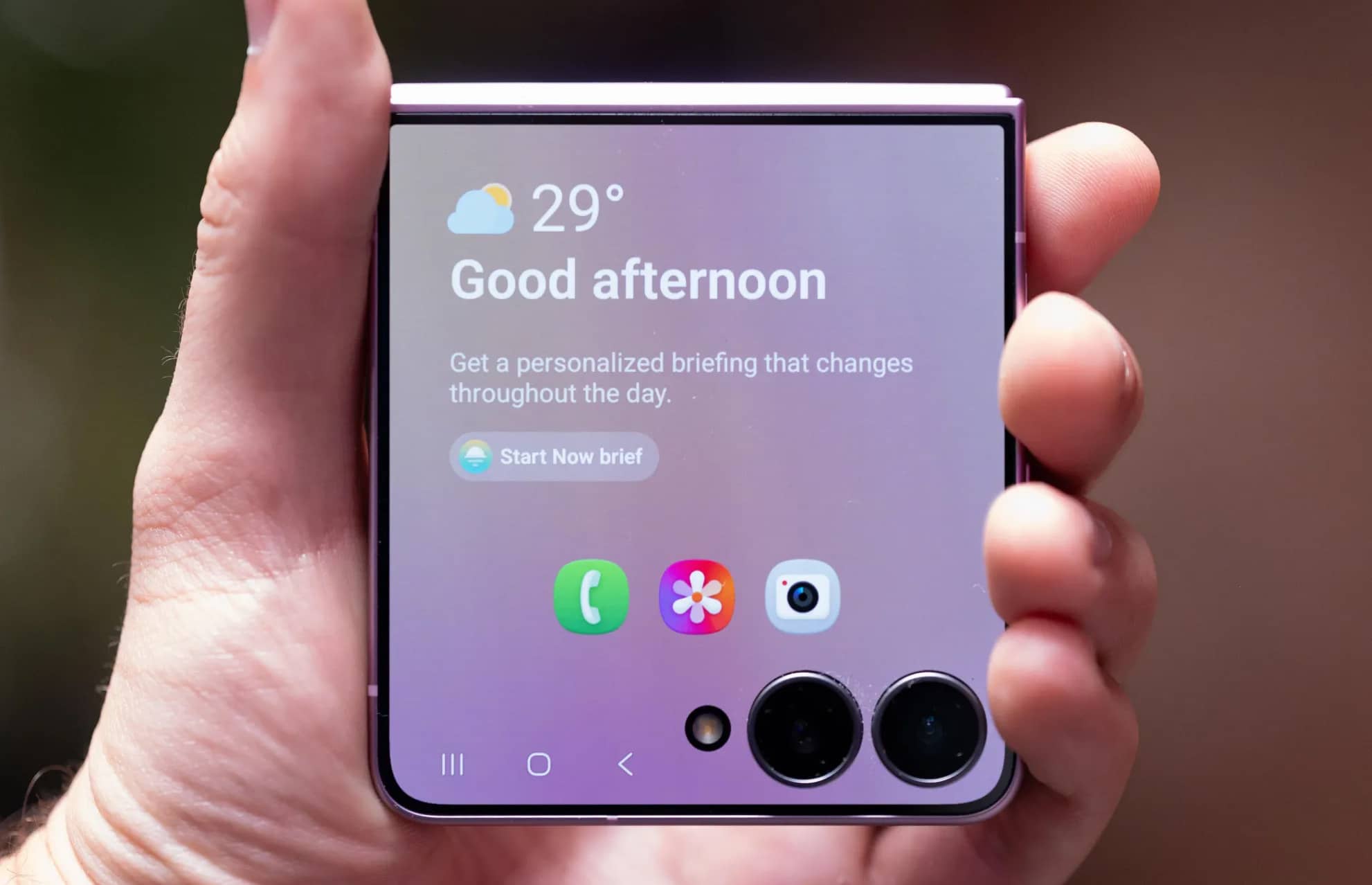 Samsung Galaxy Z Flip теряет позиции: почему новая модель уже не выглядит выгодной покупкой