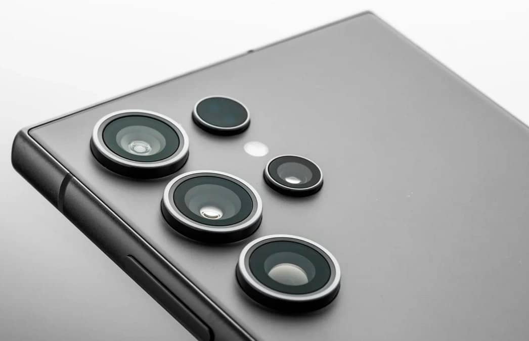 Samsung Galaxy S25 Ultra станет первым флагманом компании с поддержкой бесшовных обновлений