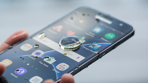 Samsung Galaxy S8 Active можно рассмотреть со всех сторон