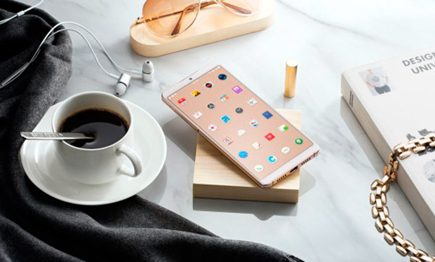 Представлен стильный смартфон Smartisan Nut Pro 2