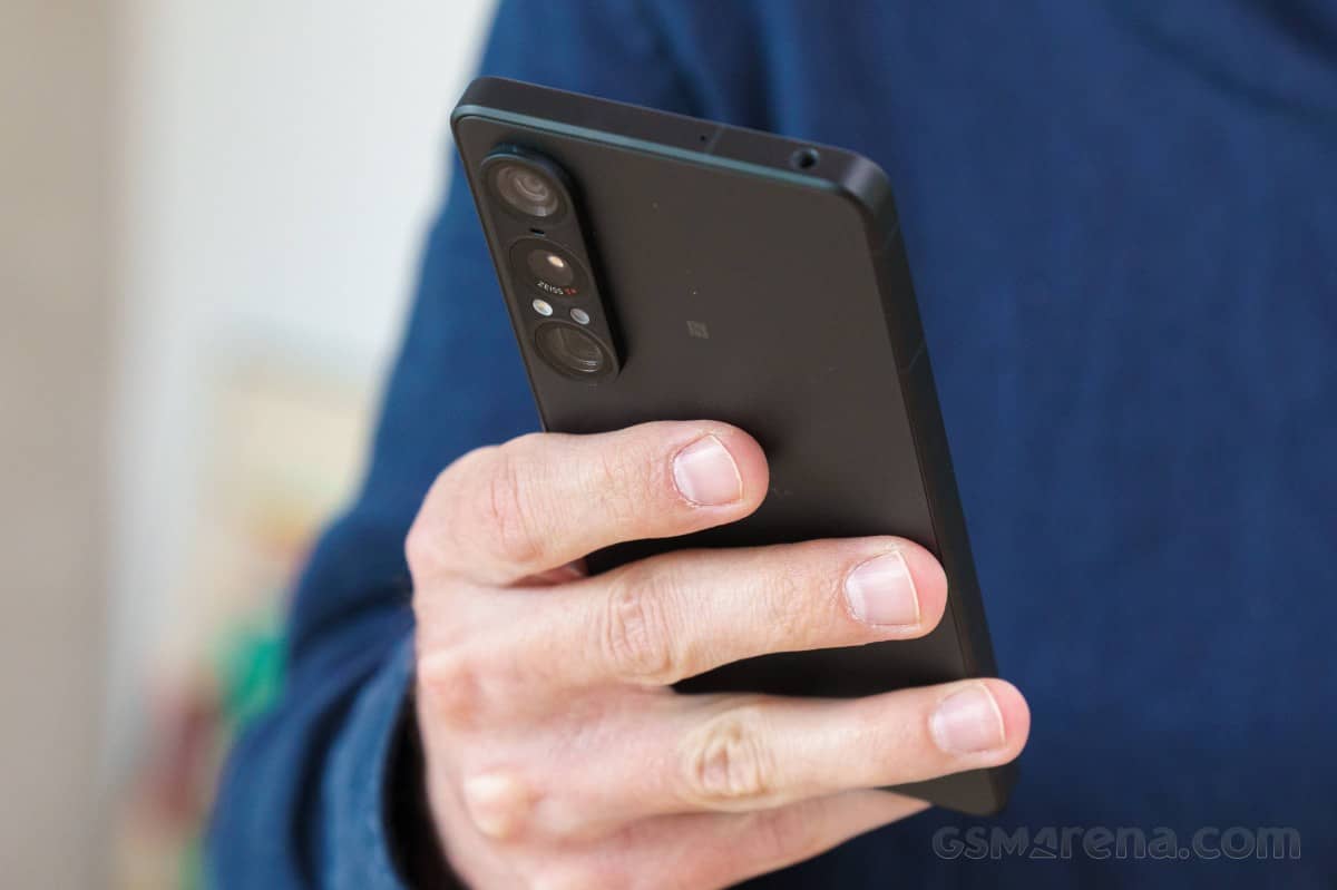 Sony продолжает расследование причин проблем со смартфоном Xperia 1 VII