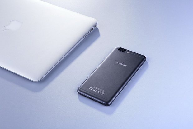 UMIDIGI Z Pro с тремя 13-Мп камерами поступил в продажу