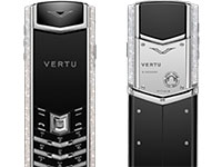 Vertu готовит к анонсу новый люксовый кнопочный смартфон Signature S