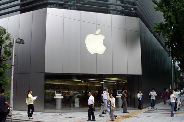На Apple подан групповой иск от 63767 пользователей iPhone