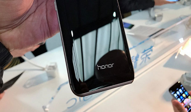 Huawei работает над блокчейн-смартфоном на базе Sirin OS