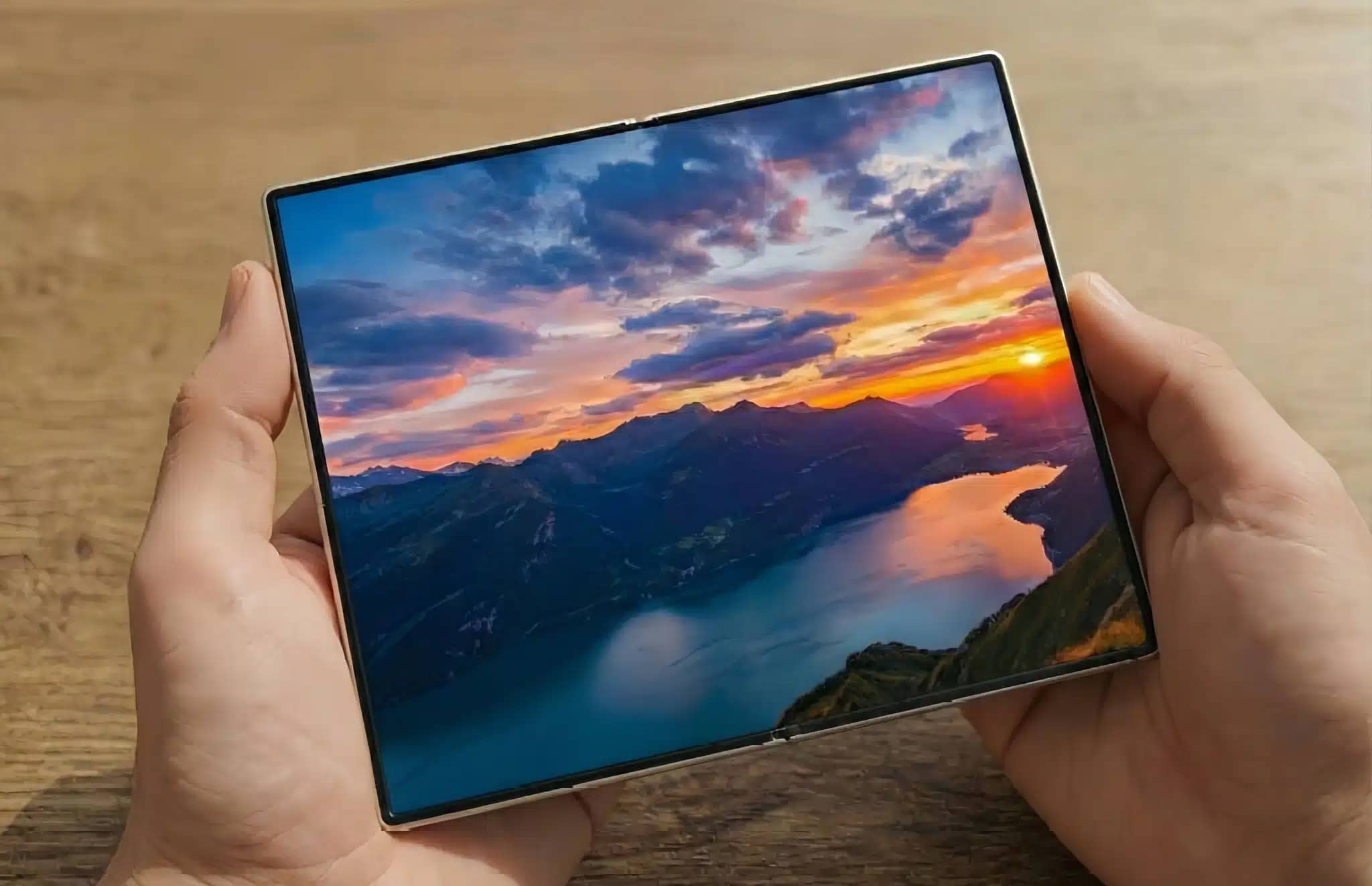 Раскрыты подробности о складном смартфоне Samsung с широким экраном