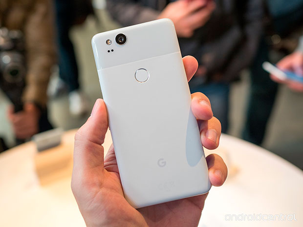 У Google задержки с поставками белых Pixel 2