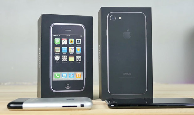 Сравнение старичка iPhone 2G с новым iPhone 7