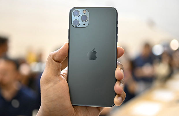 Apple хочет оборудовать iPhone камерой с бесконечным зумом