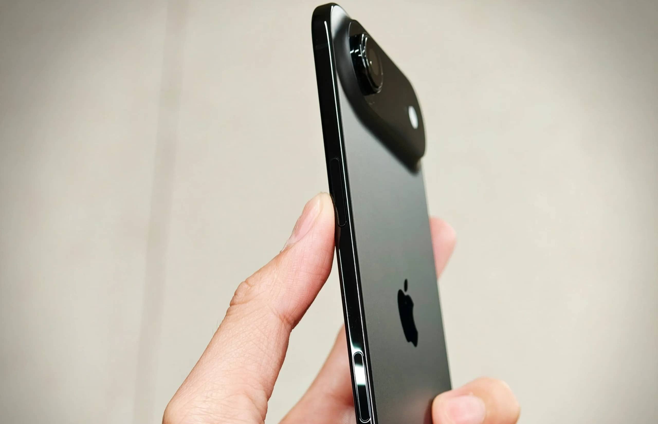 iPhone Air 2 получит две 48-Мп камеры и мощный чип A20 Pro: появились новые подробности