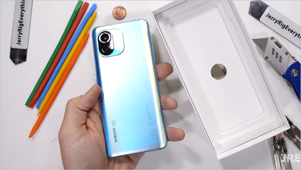 Испытана прочность смартфона Xiaomi Mi 11