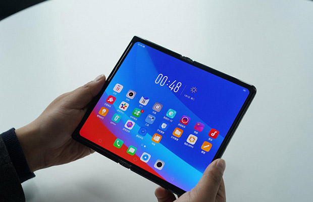 Складной смартфон Oppo по дизайну почти идентичен Huawei Mate X