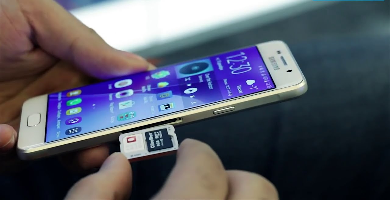 В Samsung рассказали, почему в Galaxy S7 вернулся слот microSD