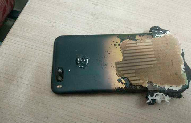 Xiaomi Mi A1 взорвался возле владельца во время зарядки