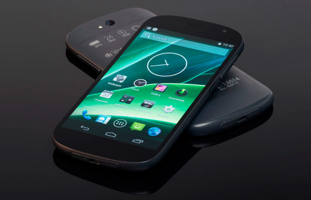 YotaPhone 2: два дисплея лучше одного?