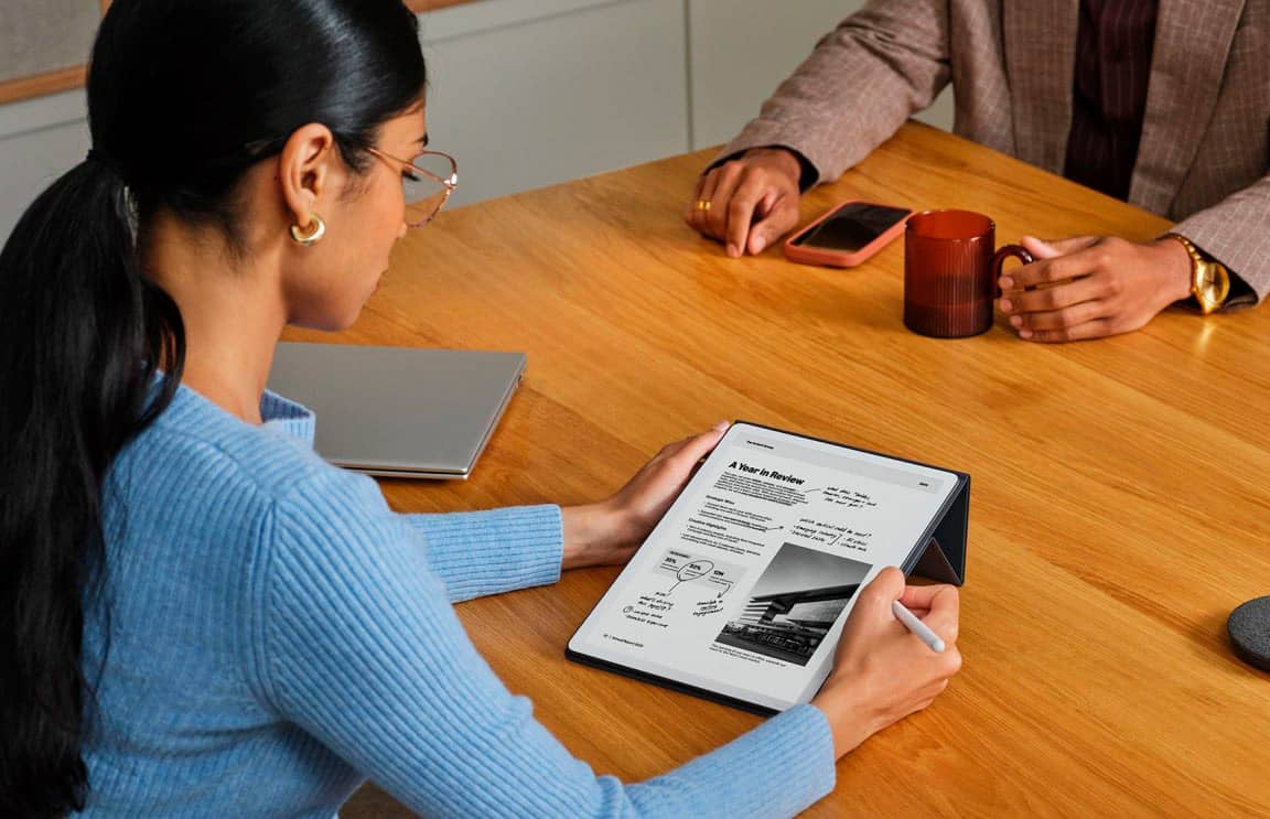 Представлено новое поколение ридеров Amazon Kindle Scribe