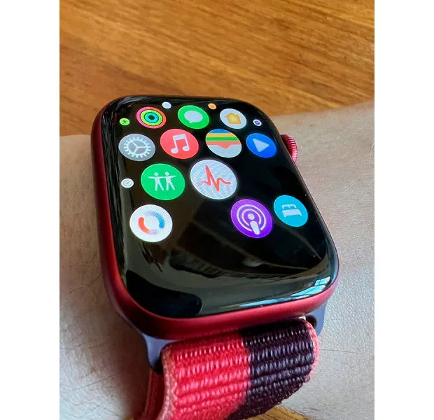 Владельцы часов Apple Watch Series 7 сообщают о проблемах с пропаданием значков приложений
