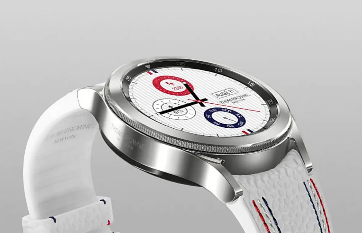 Samsung выпустила смарт-часы Galaxy Watch 4 Classic Thom Browne Edition