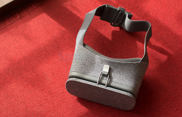 Google представит AMOLED дисплей для VR-гарнитур в мае