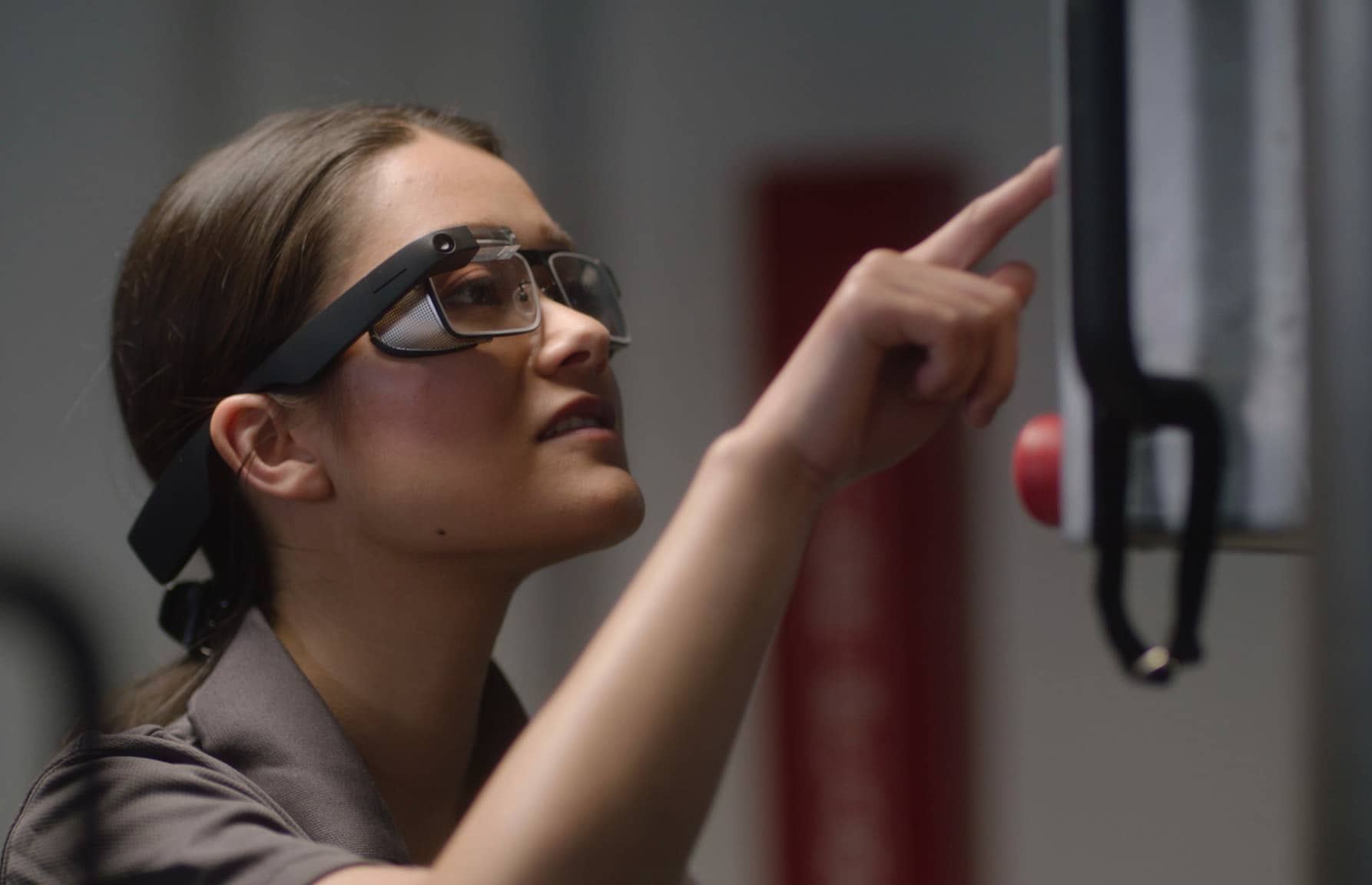Google прекращает поддержку смарт-очков Google Glass Enterprise Edition 2