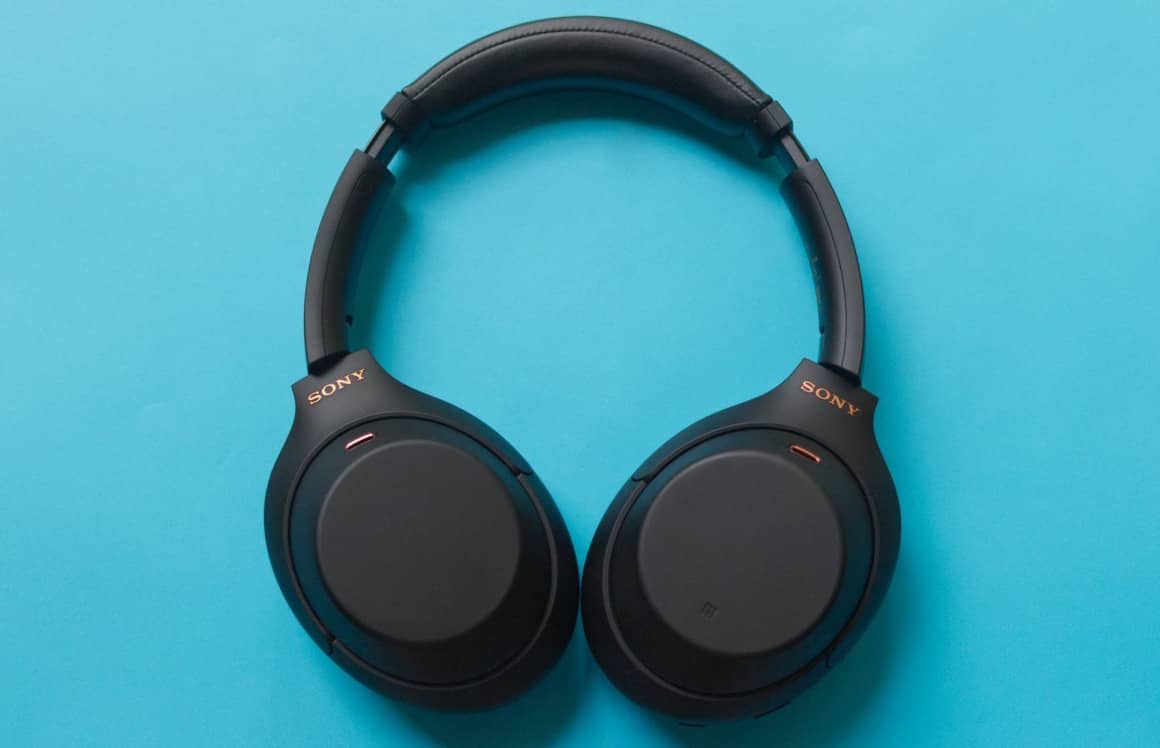 Sony возвращает легендарные наушники WH-1000XM4, но новая версия получила странное ограничение