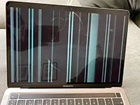 Экраны новых MacBook Air и MacBook Pro трескаются без причины