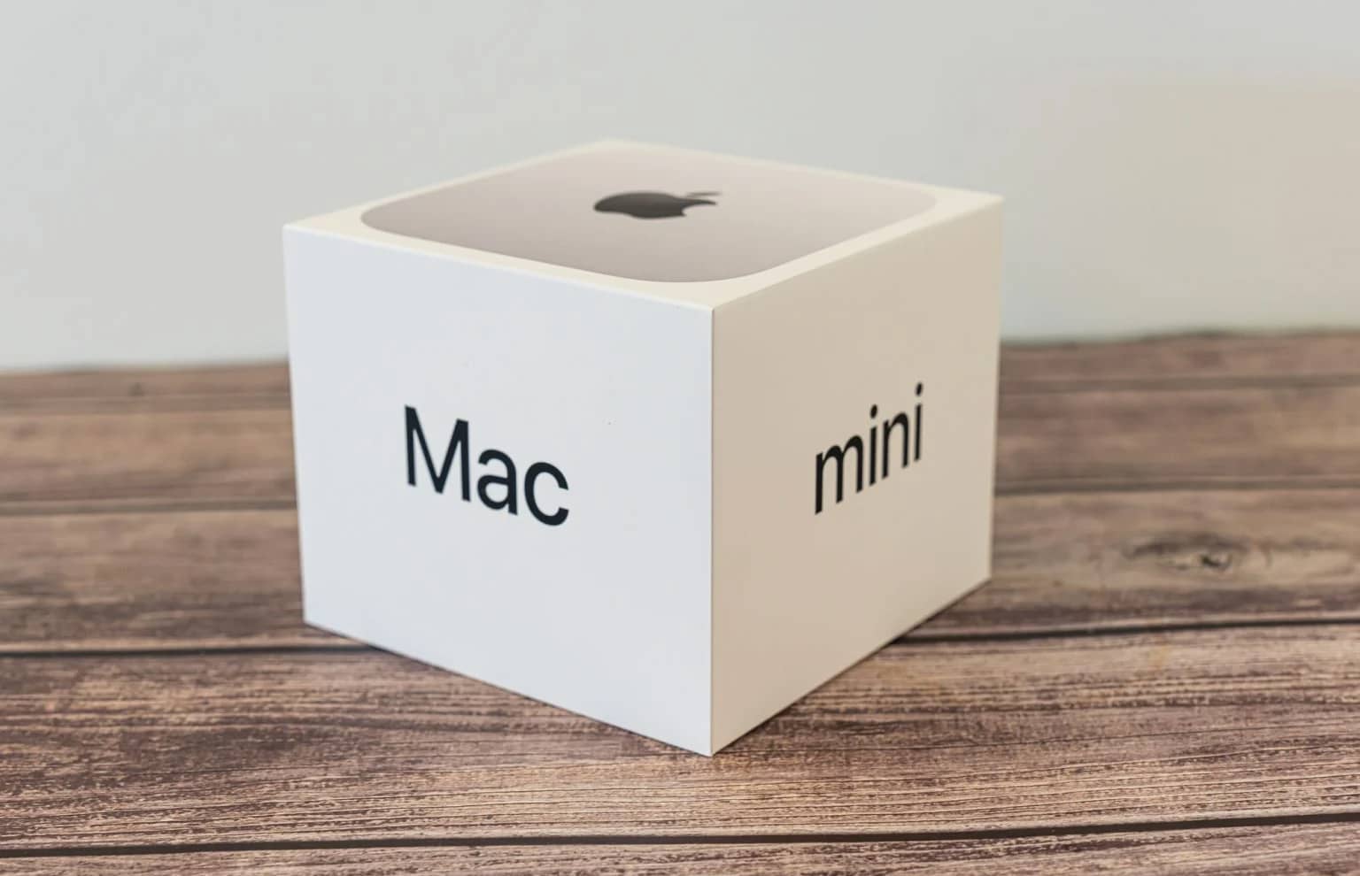 В США вор украл десятки коробок от Apple Mac mini, оставив сами компьютеры