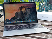 Случайно замечен новый очень тонкий Apple MacBook