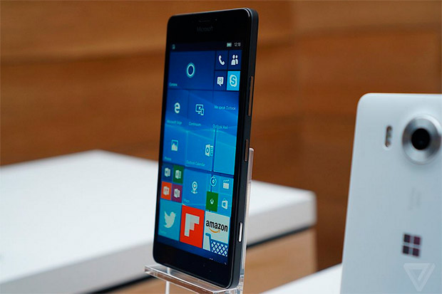 Часть флагманов Lumia 950 и 950 XL не получила обновление ОС