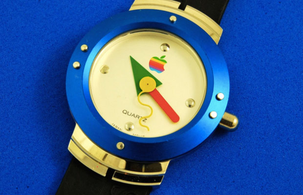 Apple начинает распродавать часы 1995 года выпуска