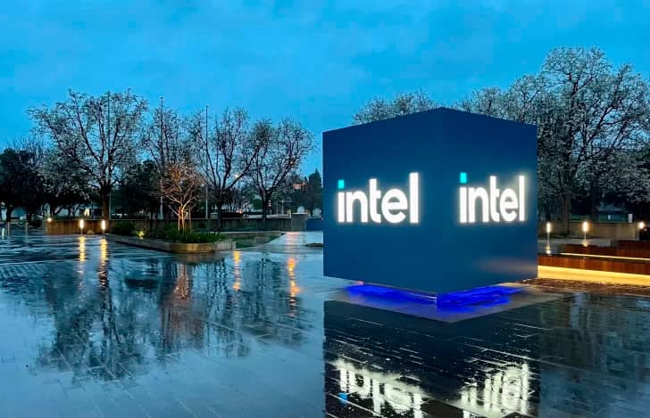 Intel обсуждает партнерство с TSMC чтоб сохранить полупроводниковый бизнес