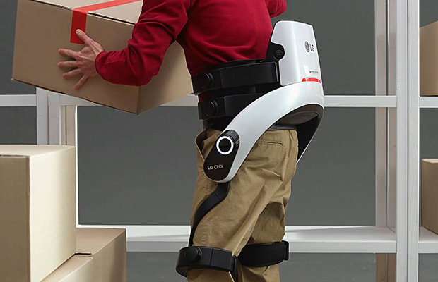 LG анонсировала обновленный носимый робот CLOi SuitBot AI, ориентированный на человека