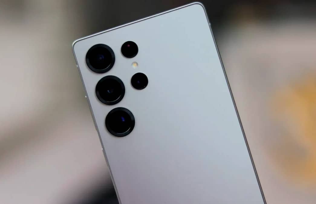 Samsung запустила массовое производство 200-Мп камеры с переменным оптическим зумом
