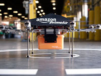 Дроны Amazon смогут доставлять посылки прямо в руки покупателям
