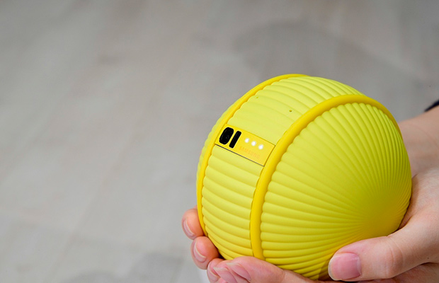 Samsung Ballie — сферический робот-компаньон для дома