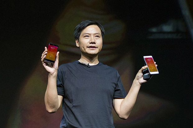 Глава Xiaomi передает $961 млн своего бонуса на благотворительность