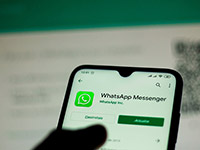 Одно сообщение моментально удаляет всех пользователей из чата WhatsApp
