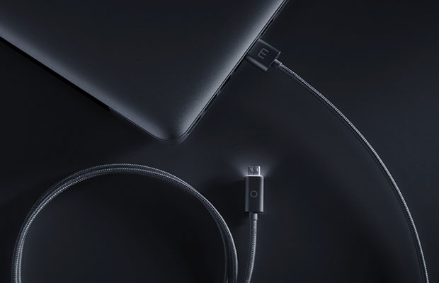 Meizu выпустила USB-кабель со светодиодной подсветкой