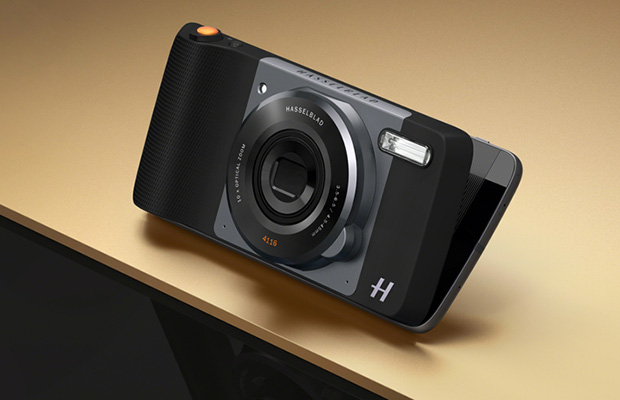 Представлен фотомодуль Hasselblad True Zoom MotoMod для смартфонов серии Moto Z