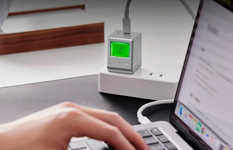 Представлено зарядное устройство Sharge на 35 Вт в форме Macintosh