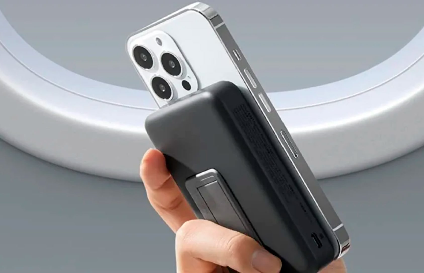 Anker представила MagSafe-павербанк для iPhone емкостью 10 000 мАч