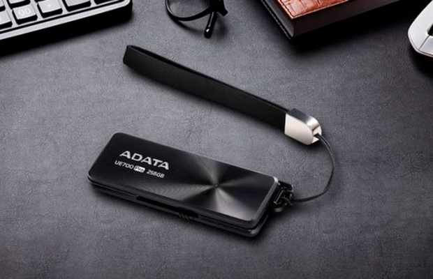 ADATA представила USB-флэш-накопитель UE700 Pro со скоростью передачи 360 Мбит/с