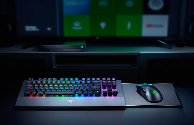 Razer представила ​​беспроводную клавиатуру и мышь для Xbox One