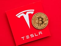 Tesla продала майже 75% своїх Bitcoin-активів через знецінення криптовалюти